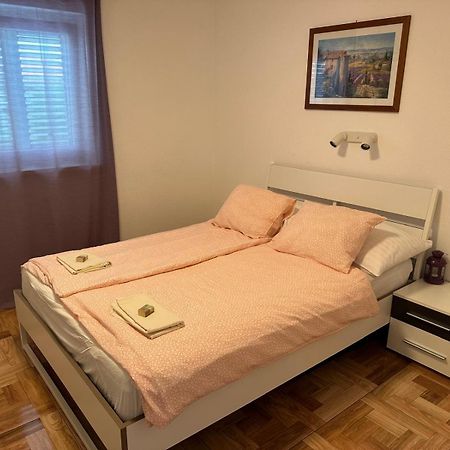 Apartments "Laci" Крк Экстерьер фото