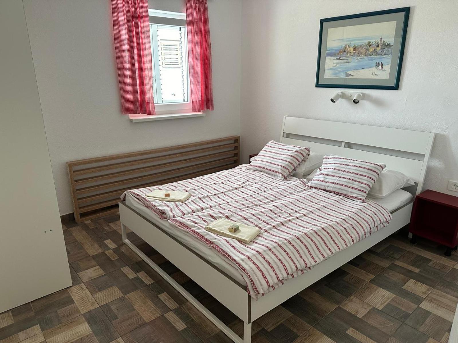 Apartments "Laci" Крк Экстерьер фото